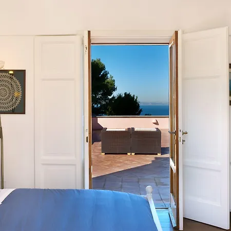 Capo Santa Fortunata Pensión