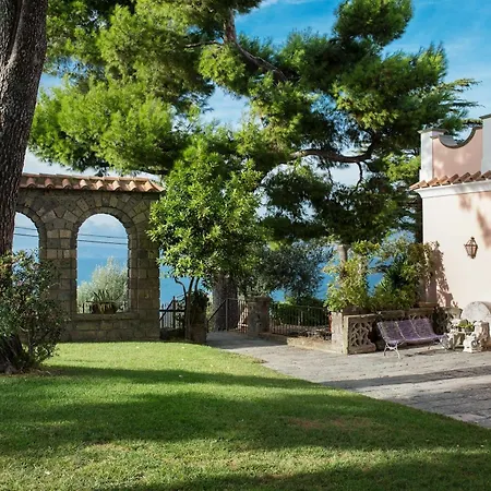 Capo Santa Fortunata Guest house 3*