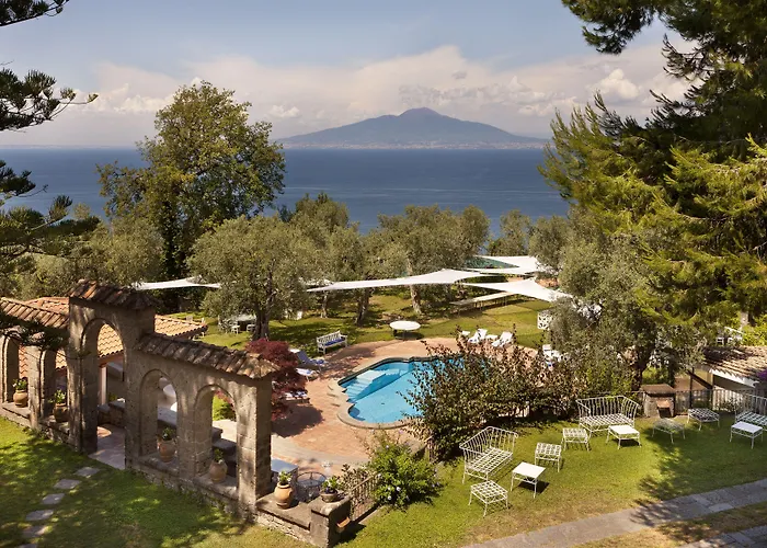 Pensión Capo Santa Fortunata 4*