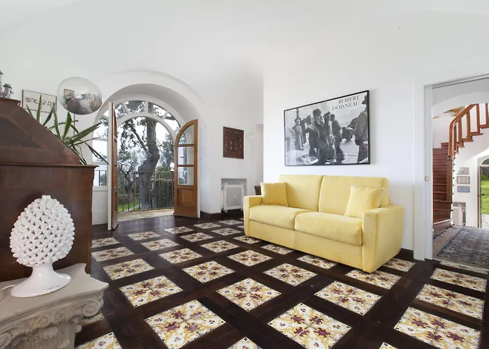 بيت ضيافة Capo Santa Fortunata 4*