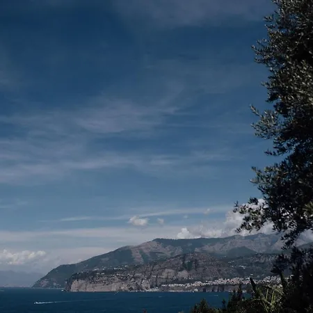 Capo Santa Fortunata 4* سورينتو