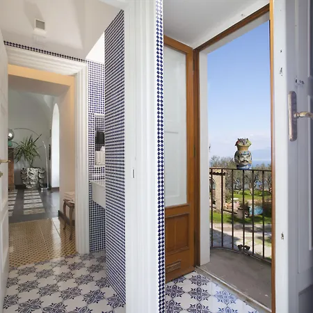 بيت ضيافة Capo Santa Fortunata سورينتو